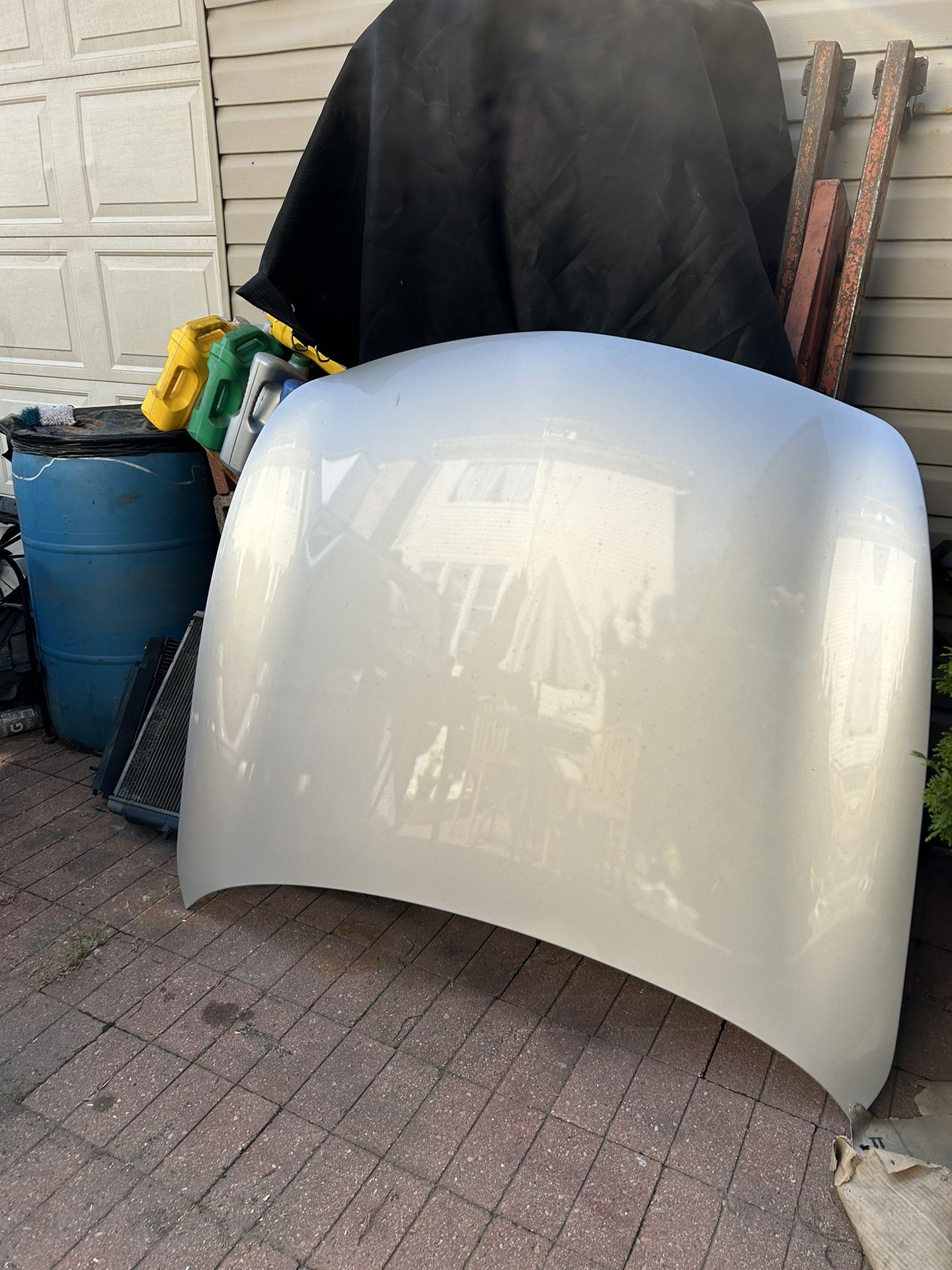 2013 Infiniti G37 Sedan Hood