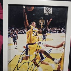 Official NBA Dennis Rodman autographed picture JSA authenticity