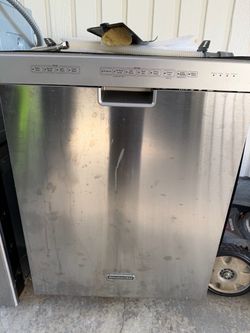 Working dishwasher kitchen aid