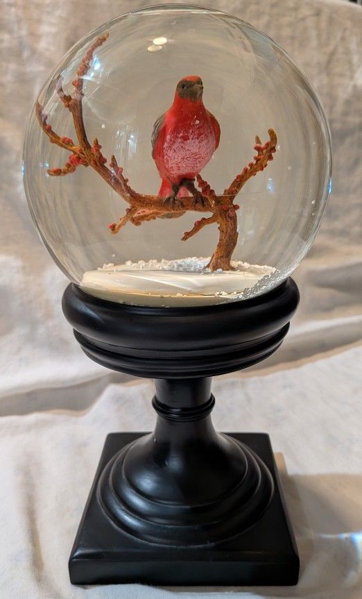 Holiday Cardinal Snow Globe.