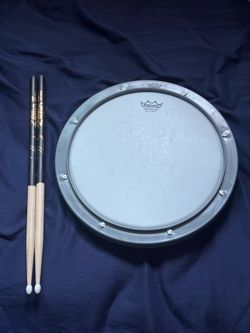 REMO, Practice pad with or without stick  (barley used)
