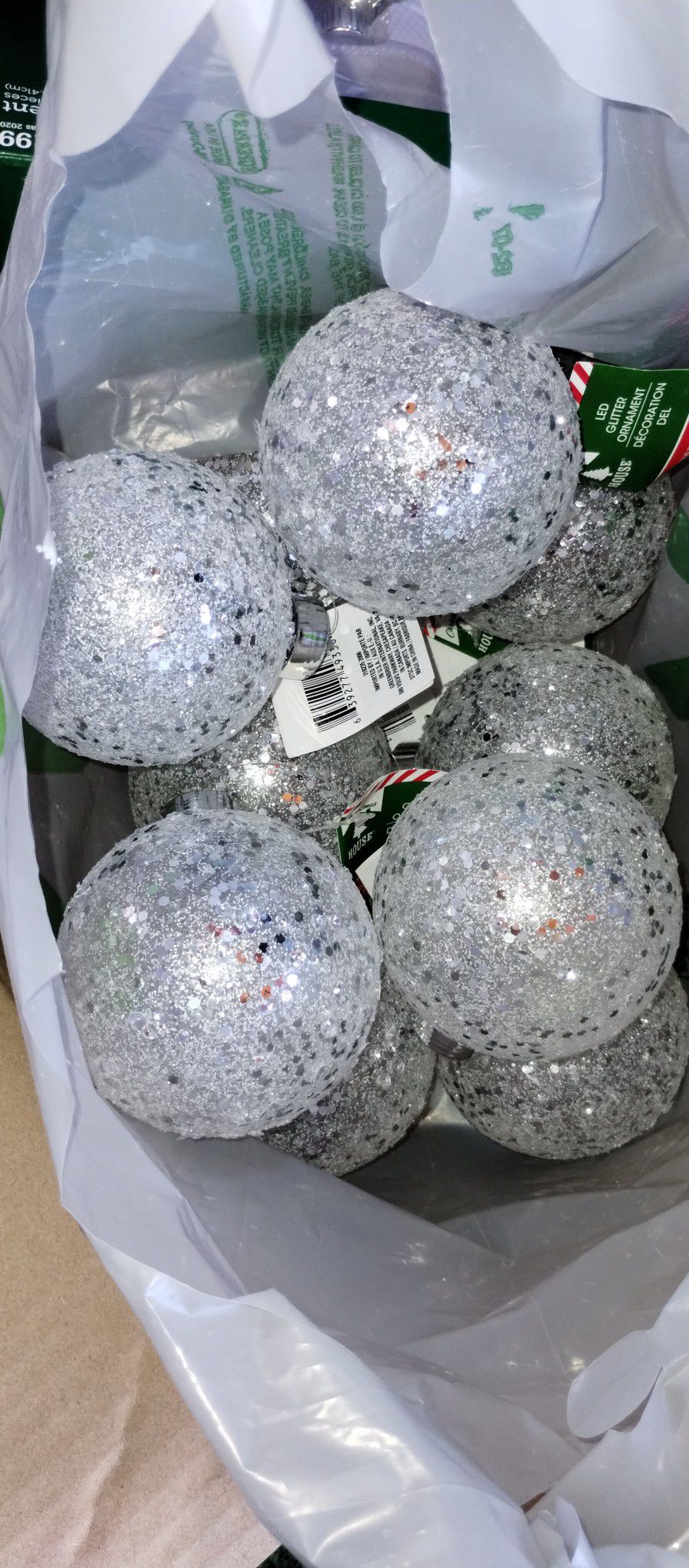 Sparkling Large Round Ornaments 