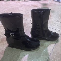 Girls Boots