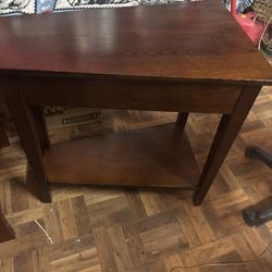Very nice solid wood table pick up Milwaukee area or $25 delivery fee
