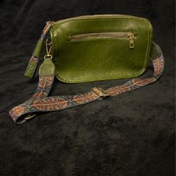 Women’s Crossbody Bag