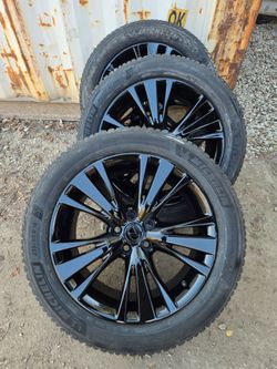 Lexus 19 inch black gloss rims winter tires