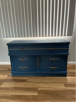 Mid Century Modern Dresser