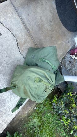US Military Olive Drab Duffle Bag