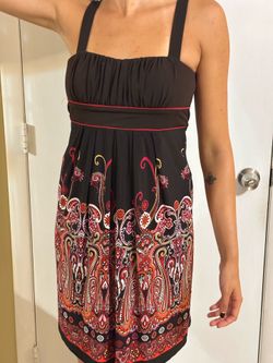 empire-waist sundress in a women's size 8.