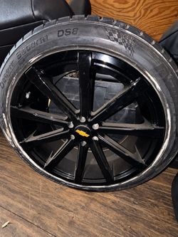24" set of 4 with tires chevy rims/GMC rims/Tahoe rims/6x139.7.