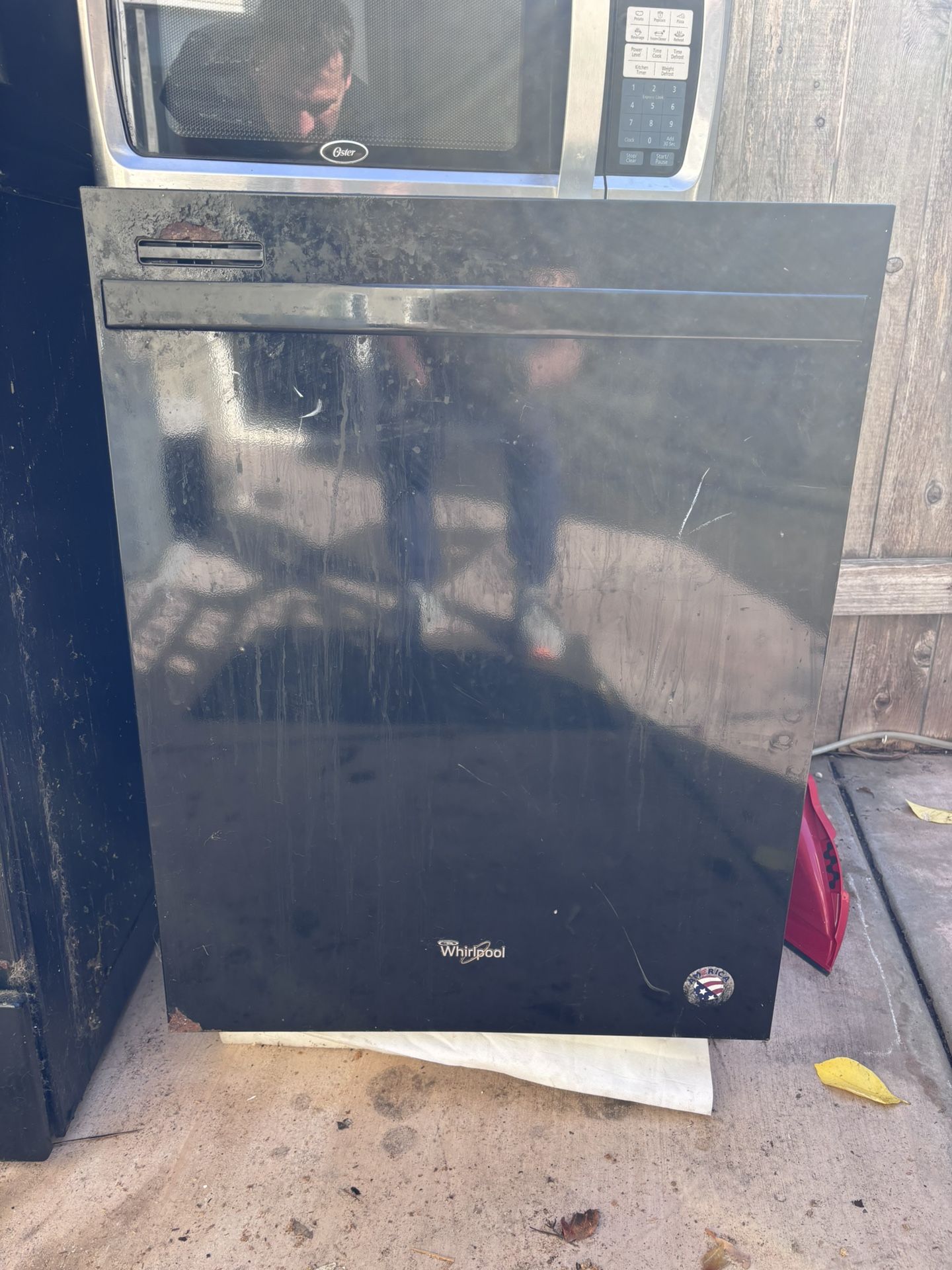 Whirlpool Dishwasher