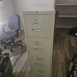 4 Drawer File Cabinet