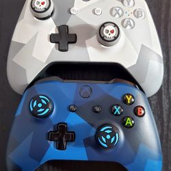 Limted Edition  Xbox One Controllers