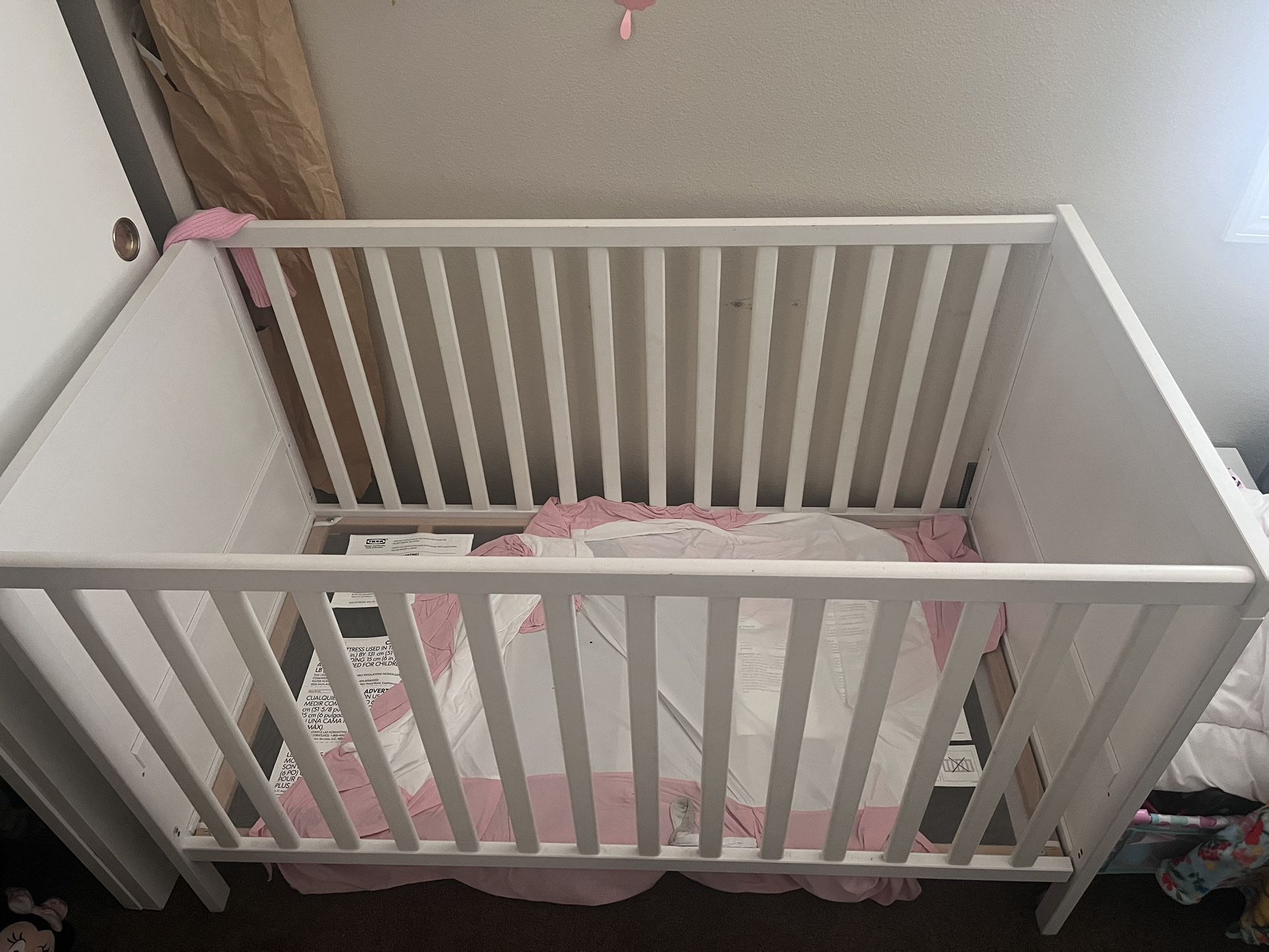 Baby crib