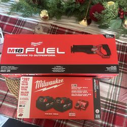 M18 Sawzall, (2) M18 Batteries and Charger!
