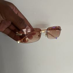 Cartier glasses come grab em quick