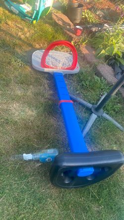 Basketball hoop price 10$ pick up. E. 72. and. Tacoma