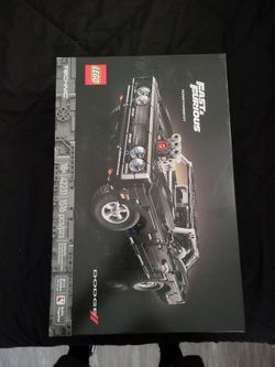 LEGO Technic Fast & Furious Dodge Charger R/T 42231