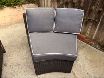 Five piece outdoor sectional. Mattress Tortuga outdoor seating.