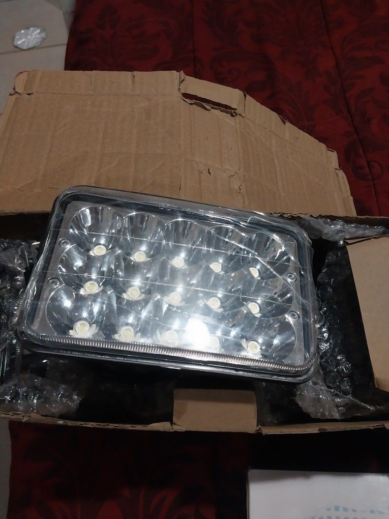 WHITE LEDS HEAD LIGHTS FOR CHEVY CAPRICE NEW