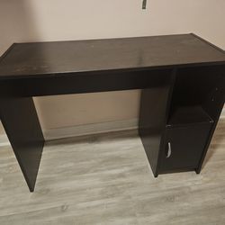 Small desk