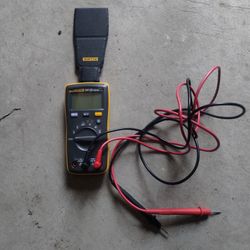 Fluke 107 Pocket Digital Multimeter Tool 