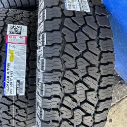 265/70/17.  FALKEN WILD PEAK AT4.  