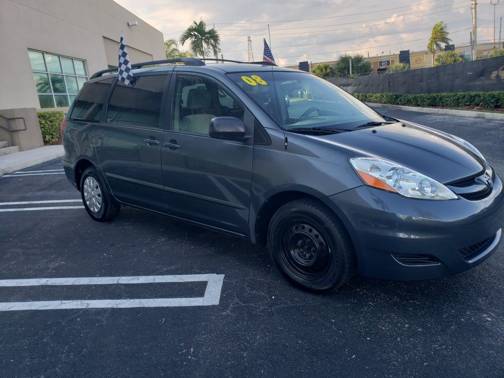 2008 Toyota Sienna