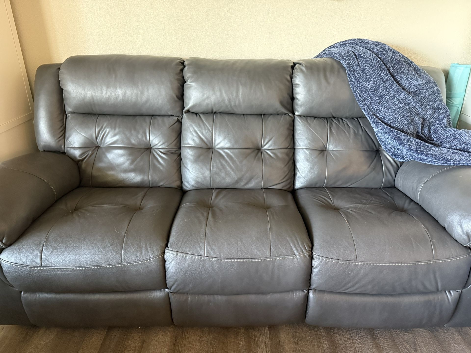 Couch And Love Seat Recliners