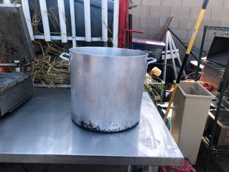 Aluminum stock pot