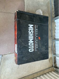 Mishimoto Performance Aluminum Radiator 2005-2014 Ford Mustang