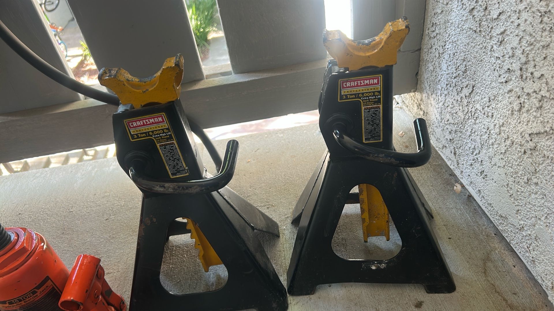 Craftsman Professional 3 Ton Extra High Lift Jackstand Set