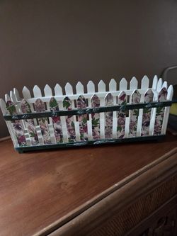 Pretty Wooden Basket Excellent Condition 