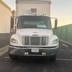 2007 Freightliner M2 business class