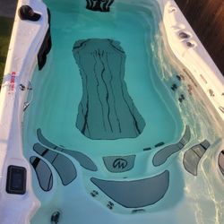 Master Spas H2X Trainer 15 Swim Spa – Like New (2024) – Must Sell
