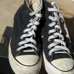 Women’s size 7 black high top converse platform