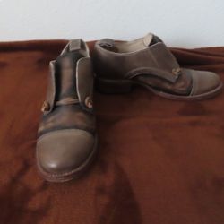 Freebird Mabel Womens size 6 Gray/Brown Distressed Leather Slip on Oxfords