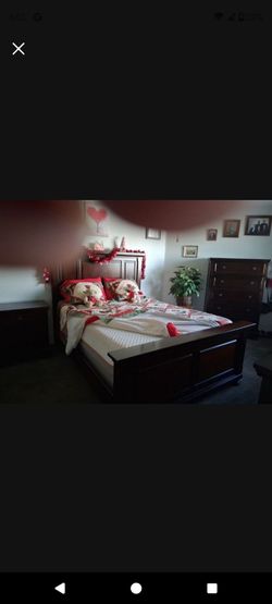 Ashley panel bed frame queen size nice and strong