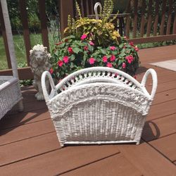 BEAUTIFUL! White Wicker Magazine Basket