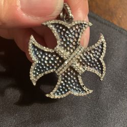 Cross Shape Diamond Pendant 
