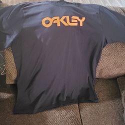 Oakley Mark ll Tee with tags