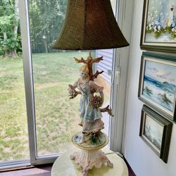 Rare Vintage Exquisite Capodimonte Style Ceramic Porcelain Table Lamp Made in Italy 42” High
