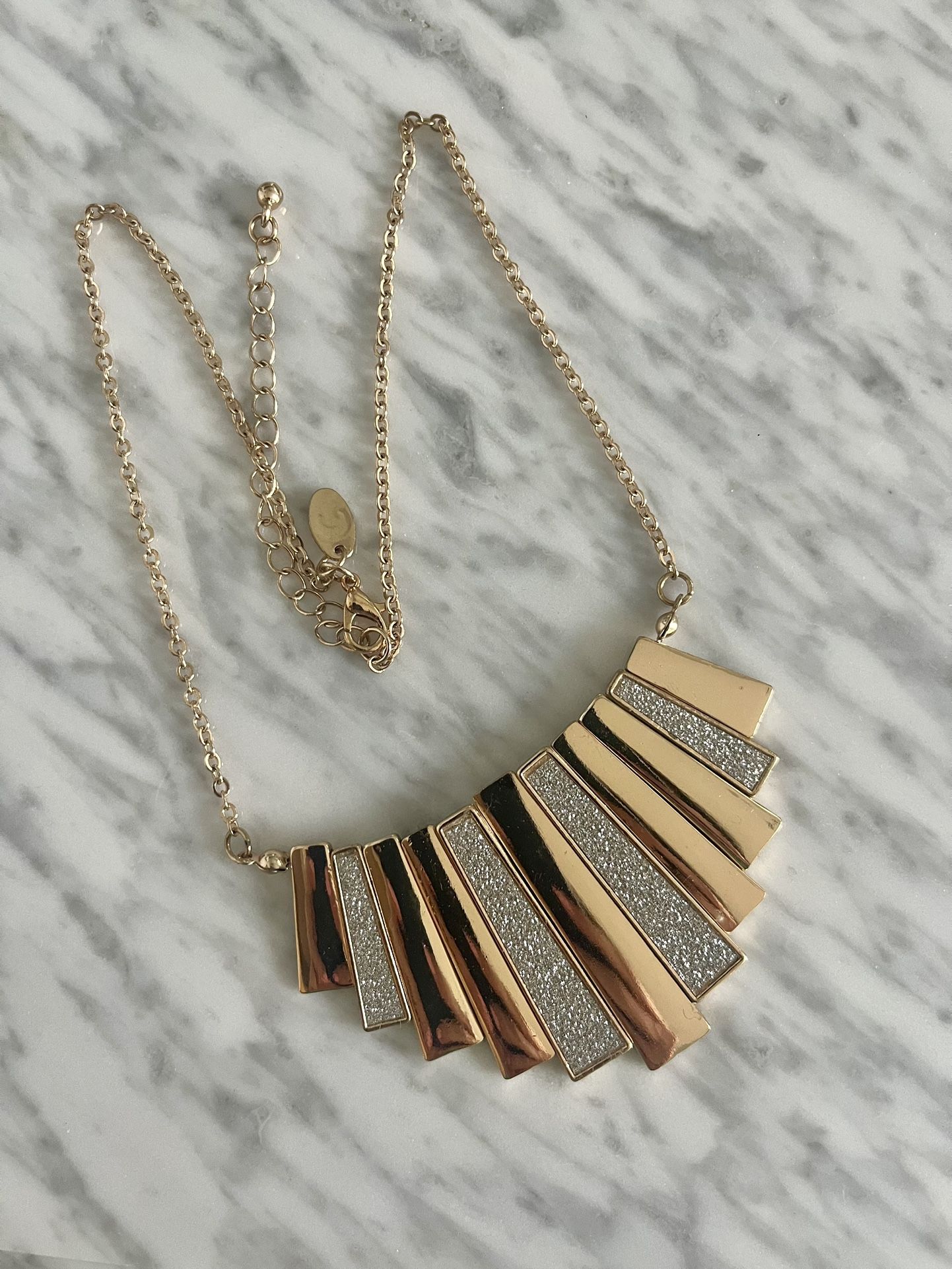 Gold And Silver Tone Necklace 