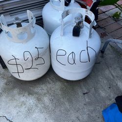 Excellent Condition, Propane Cylinders
