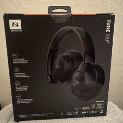 JBL Tune 720BT Wireless Bluetooth Over-Ear Headphones