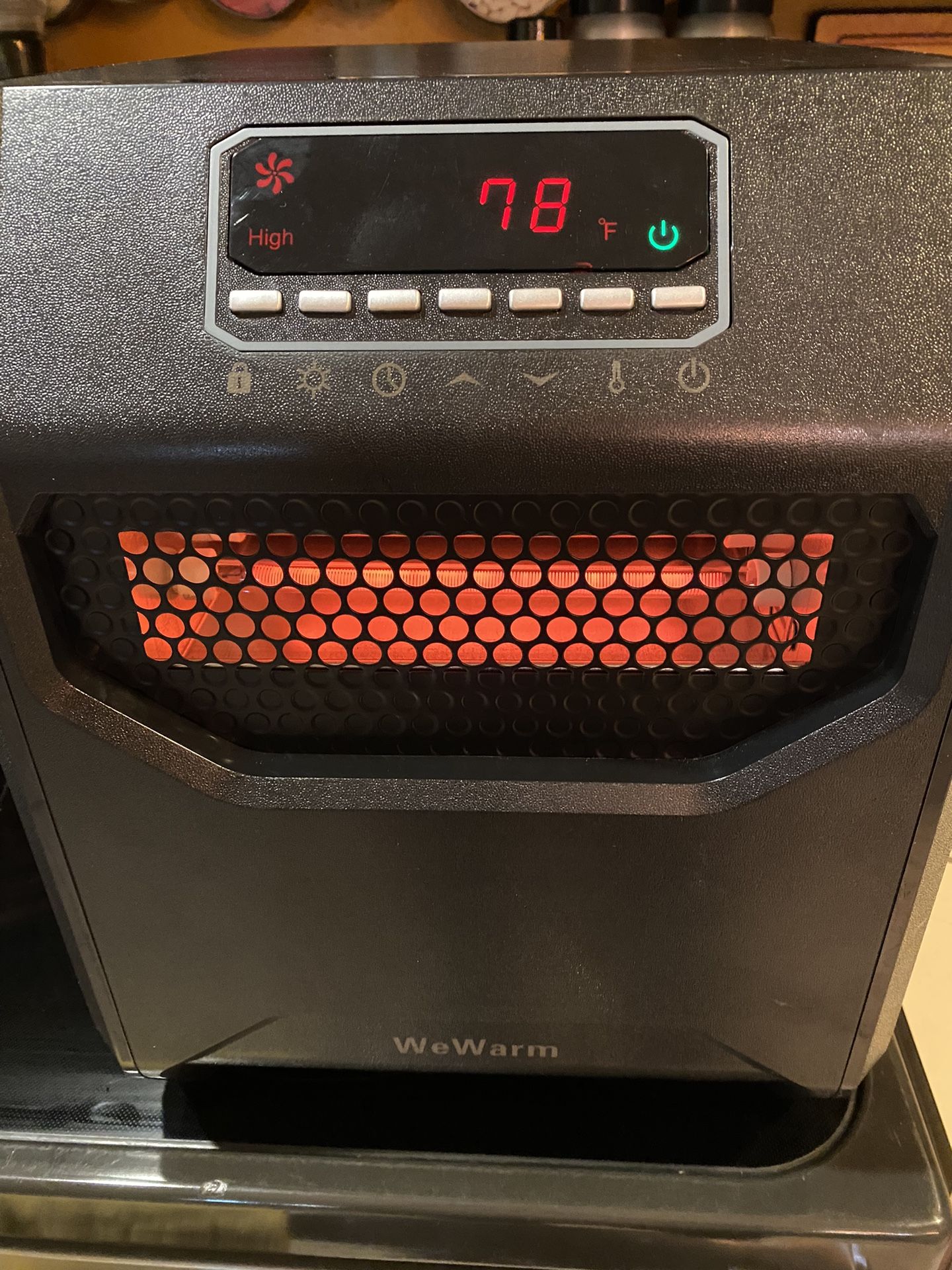 New Infrared Portable Heater / Large Room Size ( No Remote )