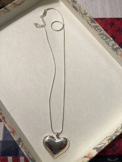 Silver heart necklace