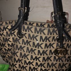 Micheal Kors 