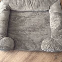 Dog Bed 