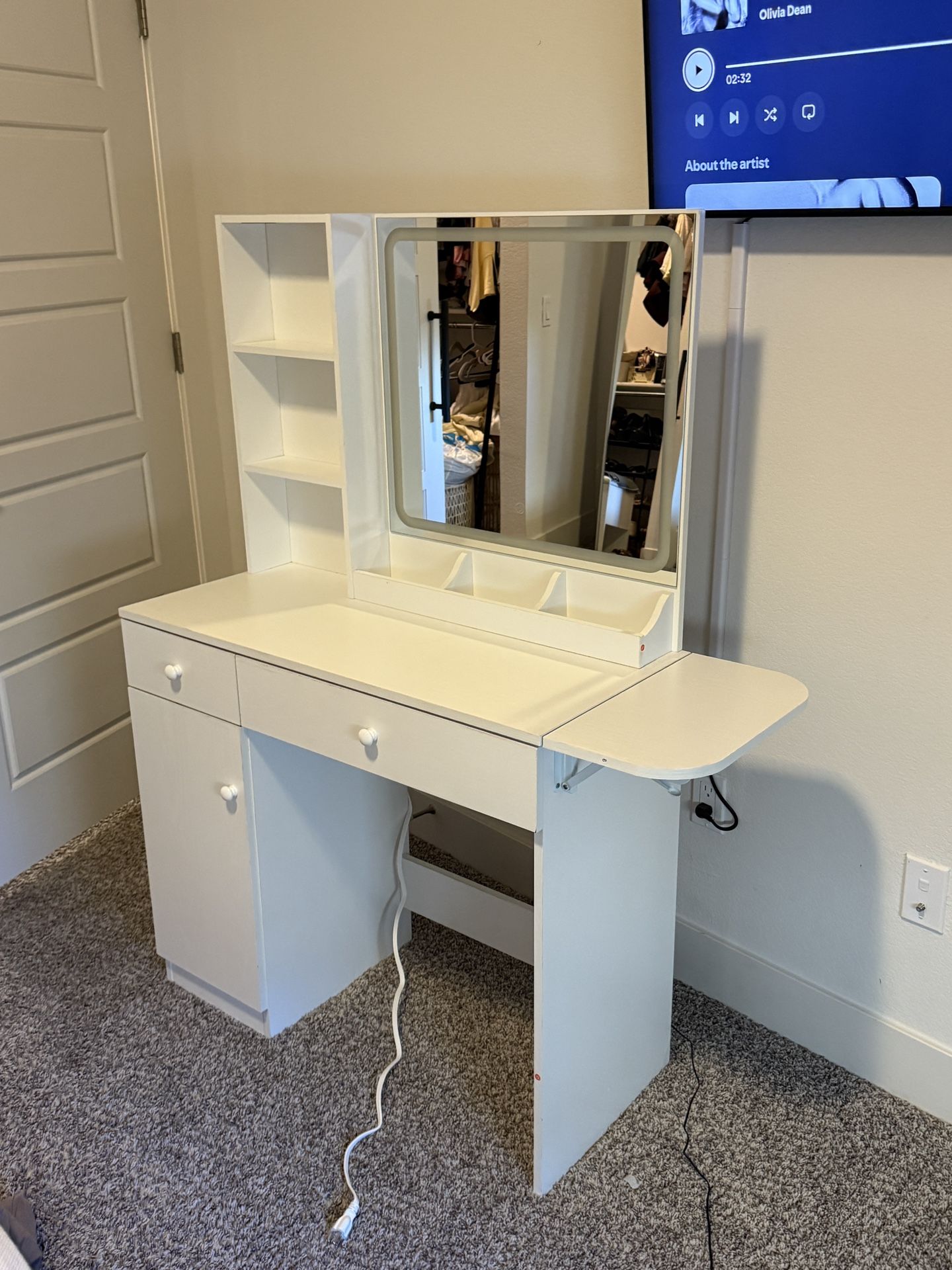Brand New Vanity